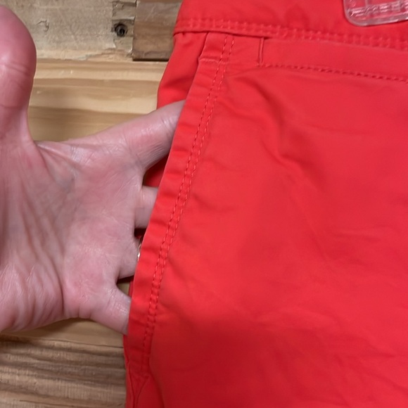 Banana Republic size 6 Vibrant Orangish Red 5”Cuffed Chino Mid-rise Shorts - Picture 6 of 12